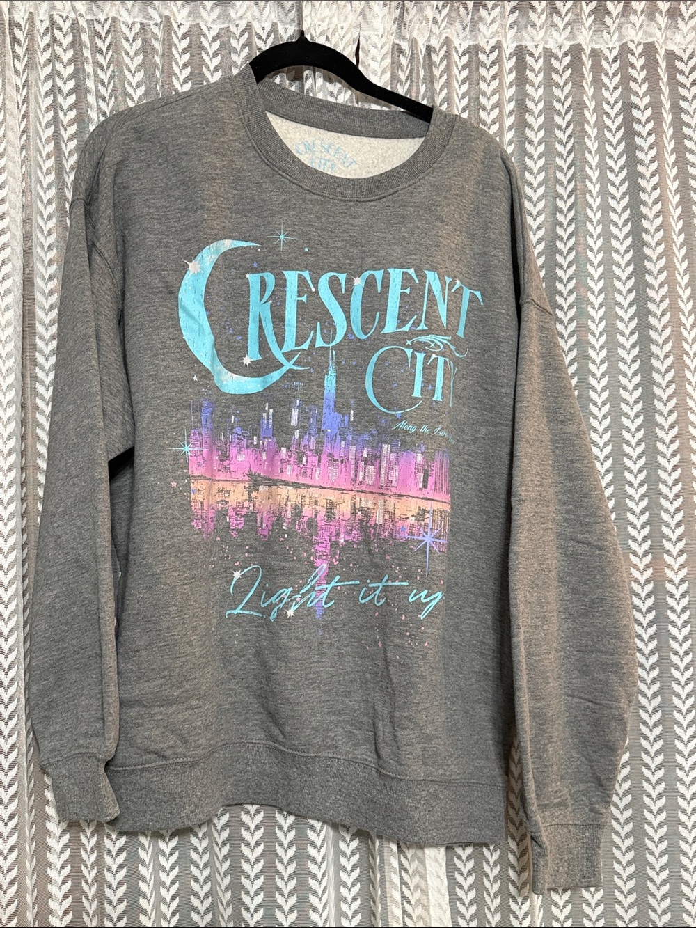 Crescent City Sweatshirt Size XL Large Sarah J. Maas